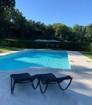 Chateau Pont Jarno B&B Champdeniers Exterior photo
