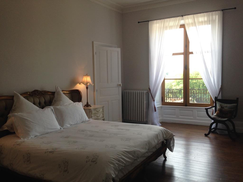 Chateau Pont Jarno B&B Champdeniers Exterior photo